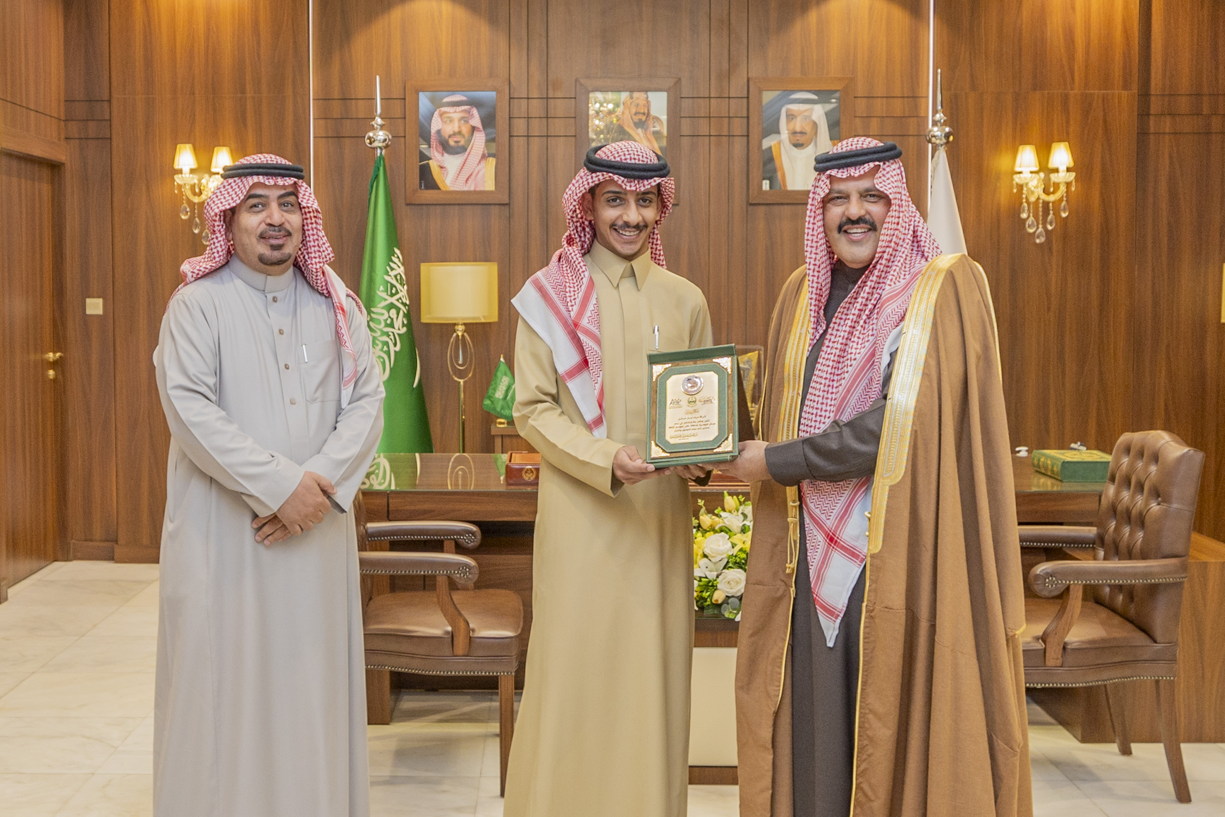 You are currently viewing تكريم شركاء النجاح في ميدان فروسية حائل